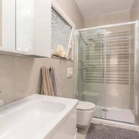 Σπίτι διακοπών Pet Friendly In Malinska With Wifi
