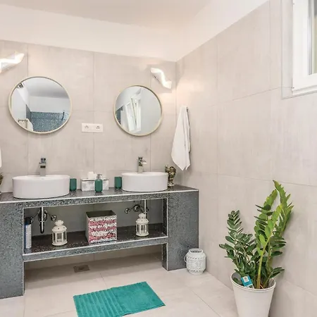 Pet Friendly In Malinska With Wifi Σπίτι διακοπών *