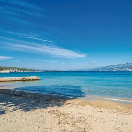 Pet Friendly In Malinska With Wifi