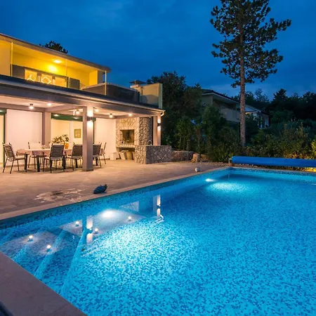 Pet Friendly In Malinska With Wifi *